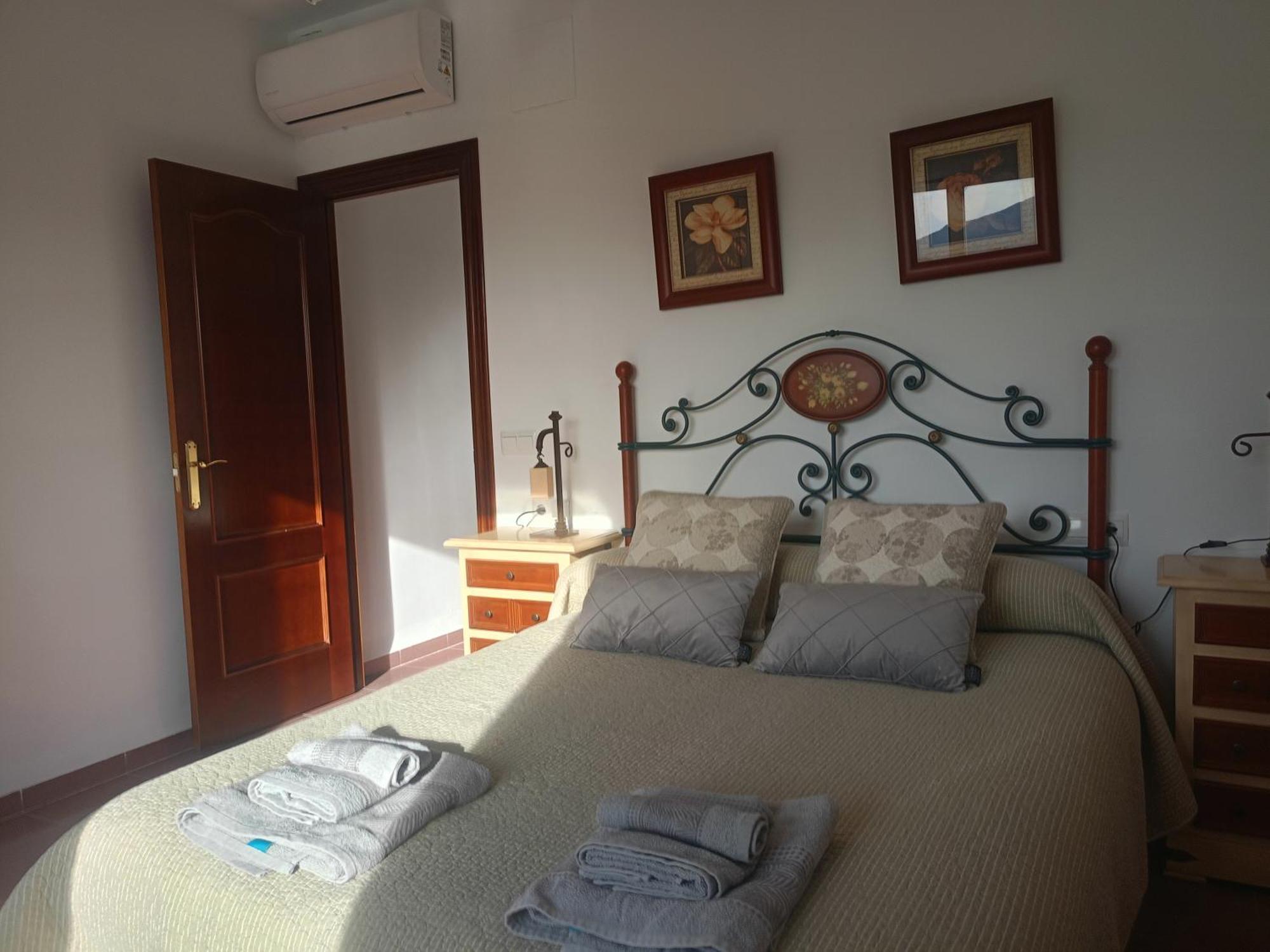 Villa Cultural Montelucia Montecorto Phòng bức ảnh